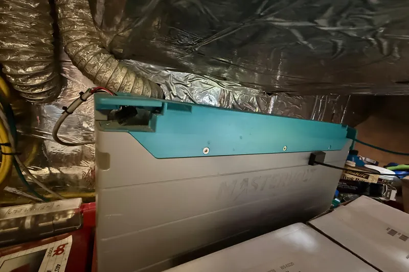 Qui-si-sana Yacht Photos Pics 1989 Jefferson 52 Victory engine room with ductwork and equipment.