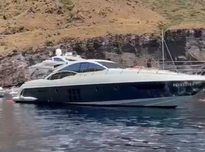 Azimut 62S