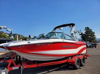 2022 MasterCraft XT20