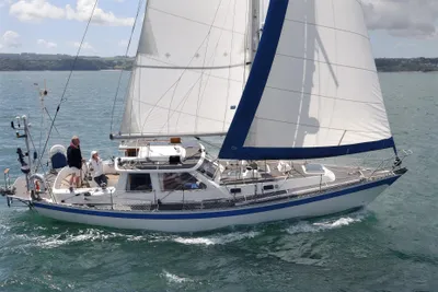 Oyster Heritage 37 Pilothouse