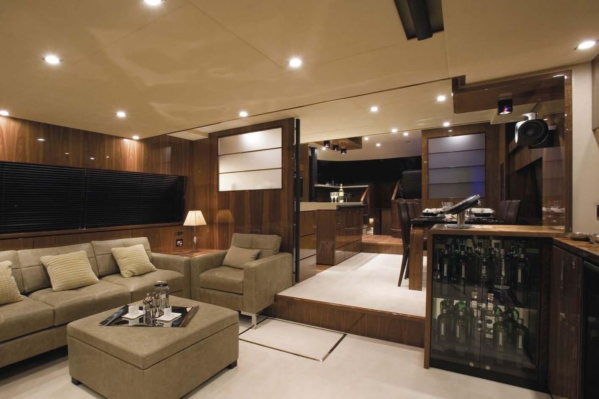 2015 Fairline 78 