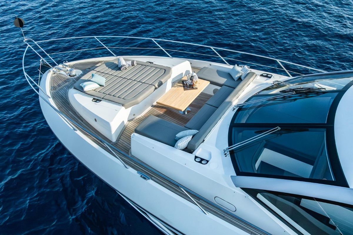 2018 Sunseeker 74 