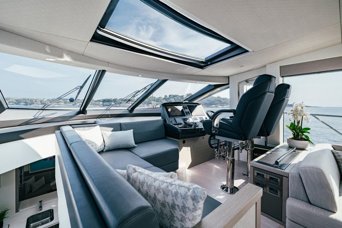 2018 Sunseeker 74 