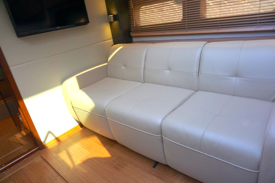 2015 Sea Ray 470 Sundancer