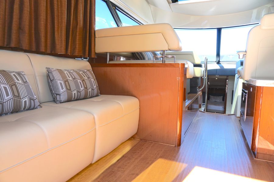 2015 Sea Ray 470 Sundancer