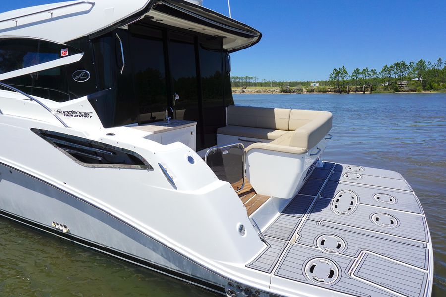 2015 Sea Ray 470 Sundancer