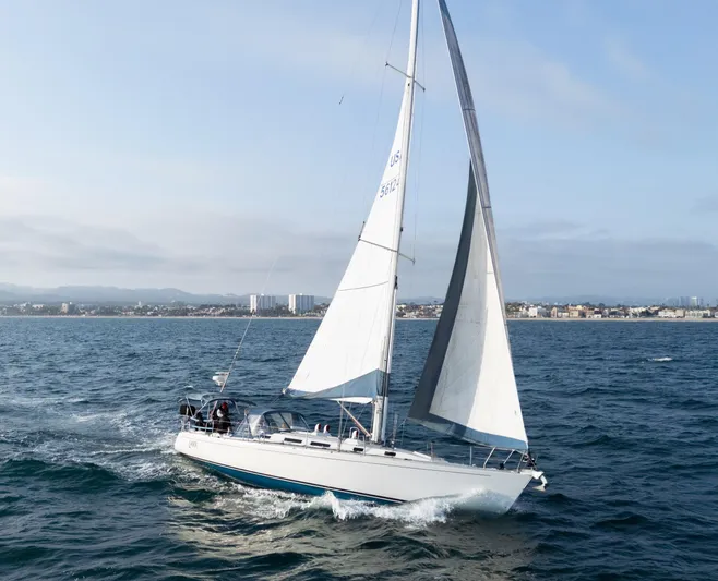 Lark Yacht Photos Pics 