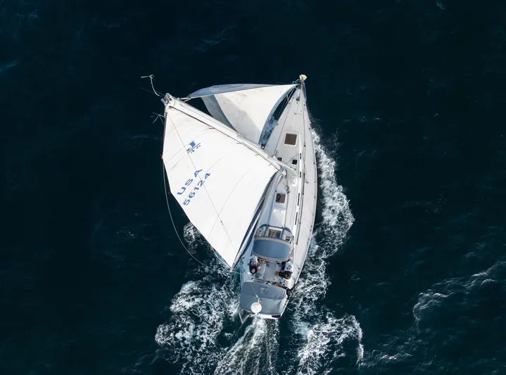 Lark Yacht Photos Pics 