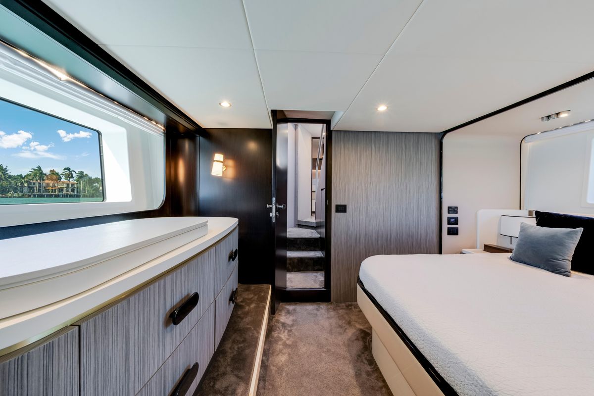 2020 Azimut 60 