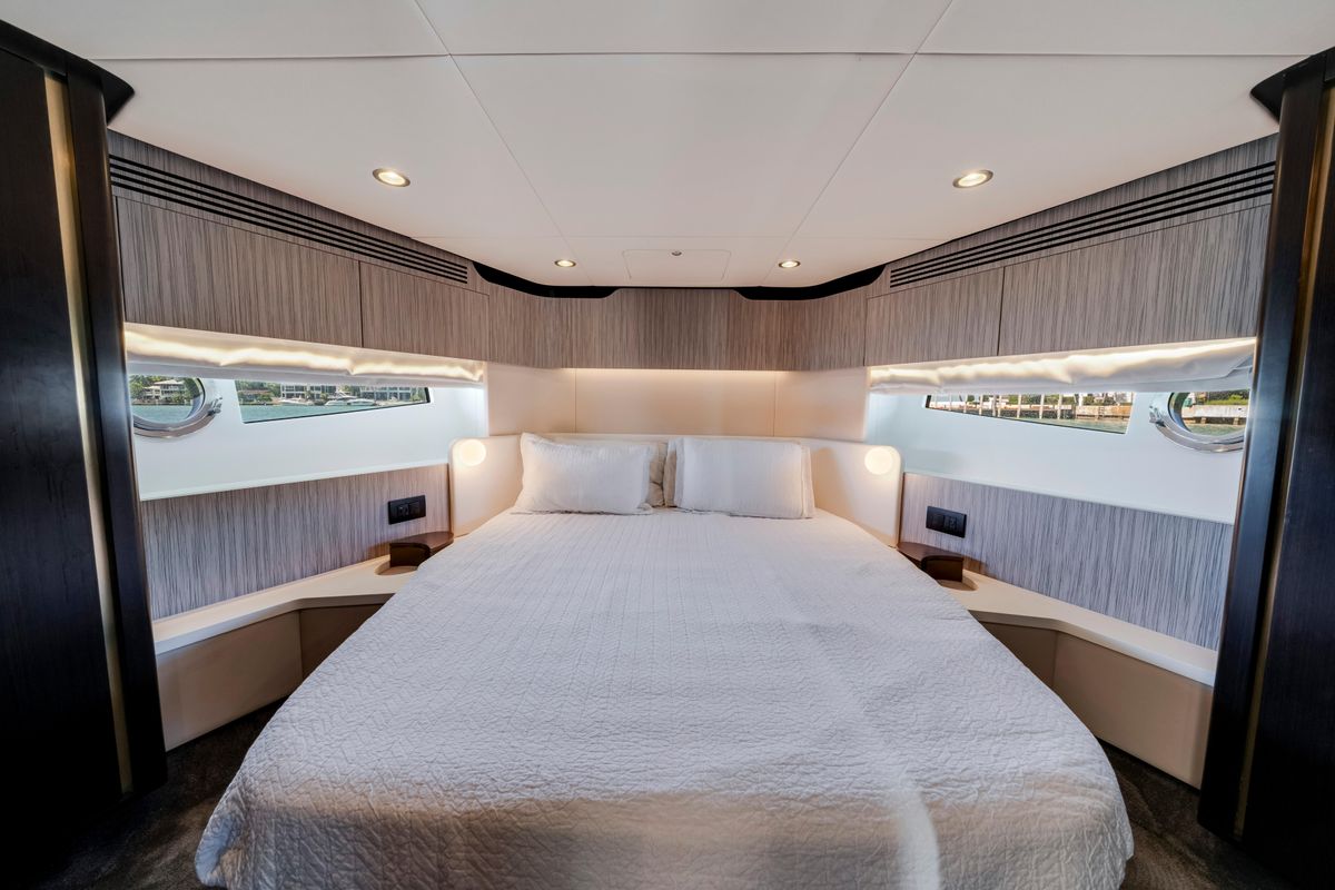 2020 Azimut 60 