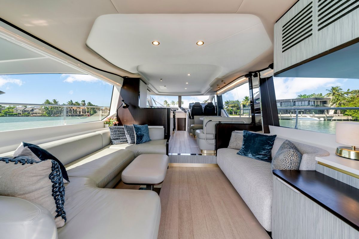 2020 Azimut 60 