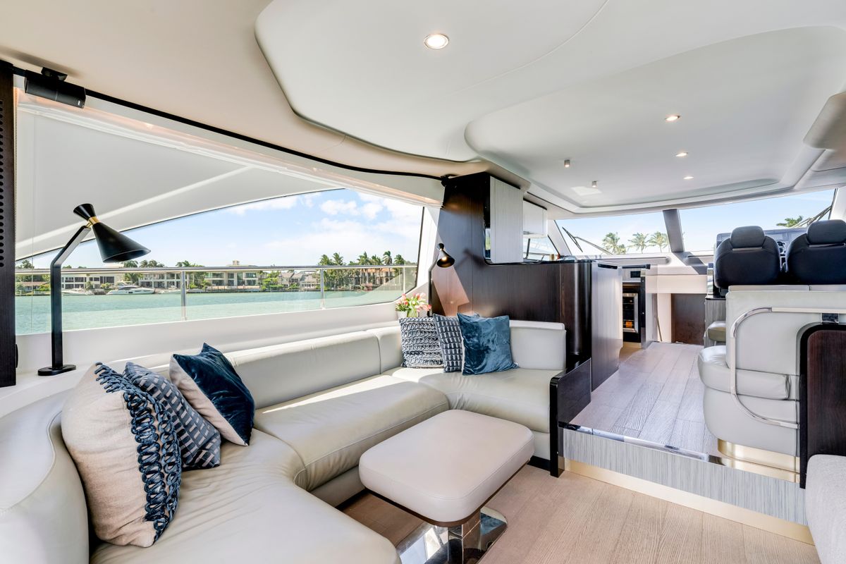 2020 Azimut 60 