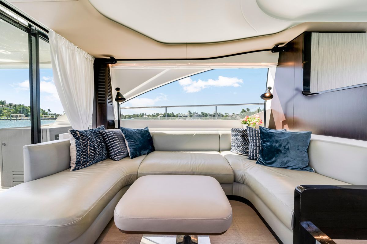 2020 Azimut 60 