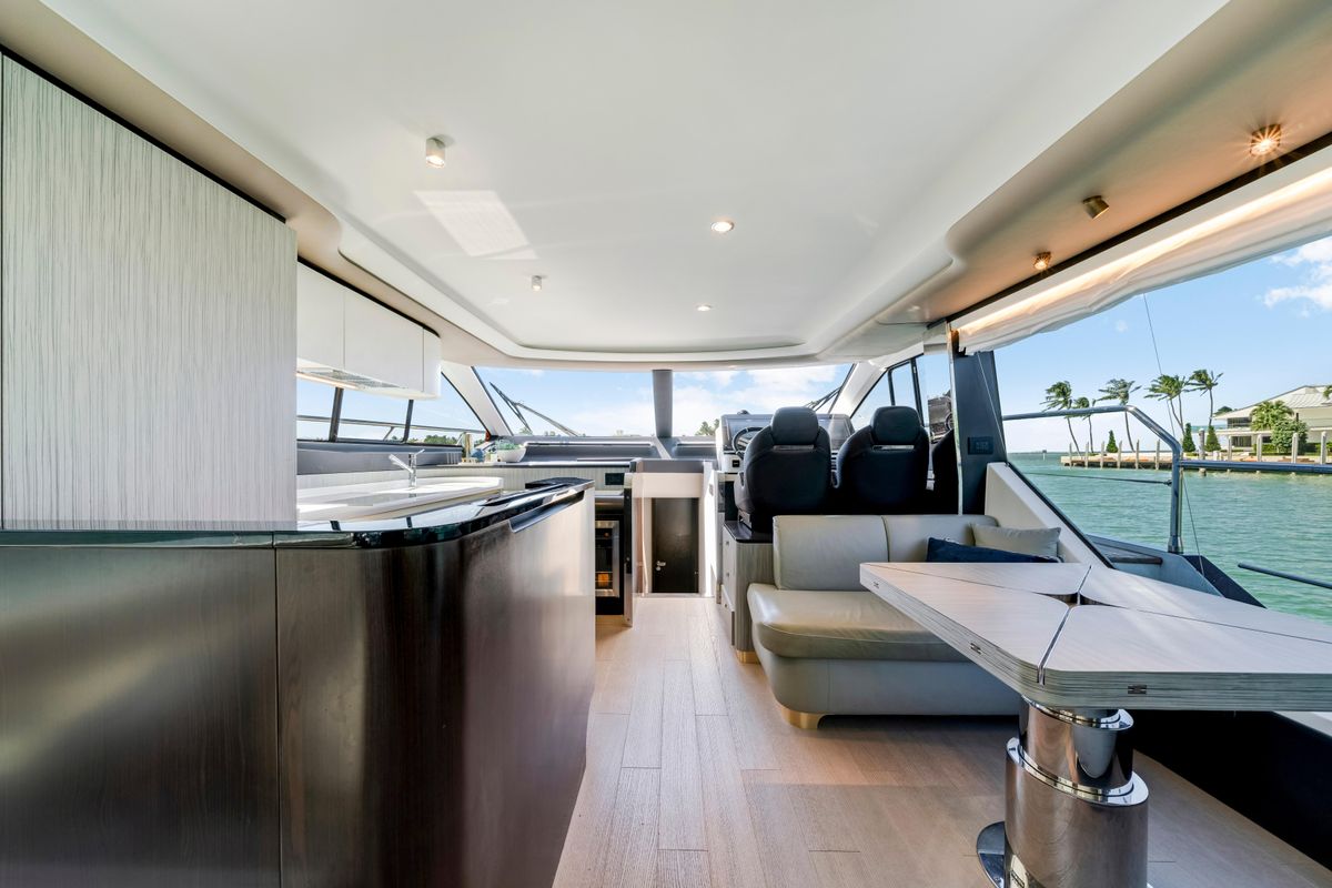 2020 Azimut 60 