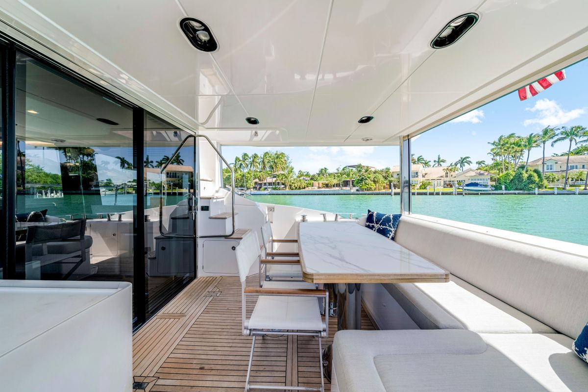 2020 Azimut 60 