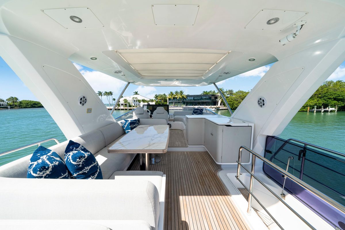 2020 Azimut 60 
