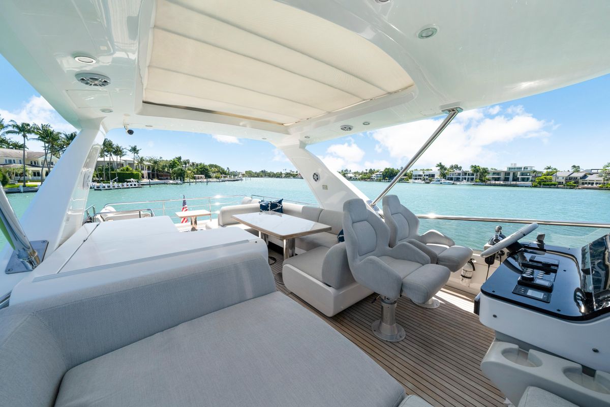 2020 Azimut 60 