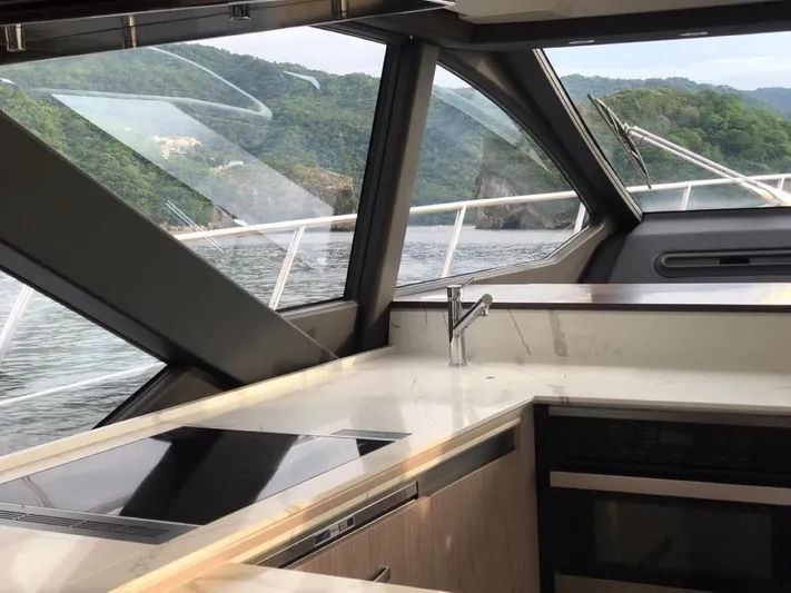 P1 Yacht Photos Pics 