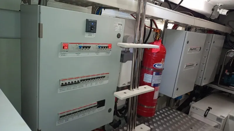 P1 Yacht Photos Pics 