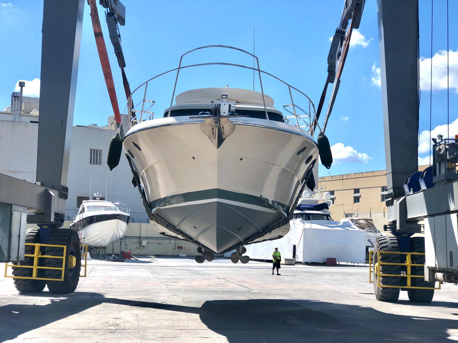 riva 45 yacht