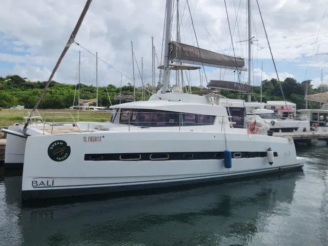 Samao Yacht for Sale 43 Catana Yachts HODGE'S CREEK MARINA, British Virgin Islands