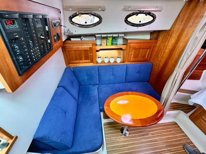 Escape Yacht Photos Pics 