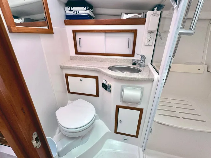 Escape Yacht Photos Pics 