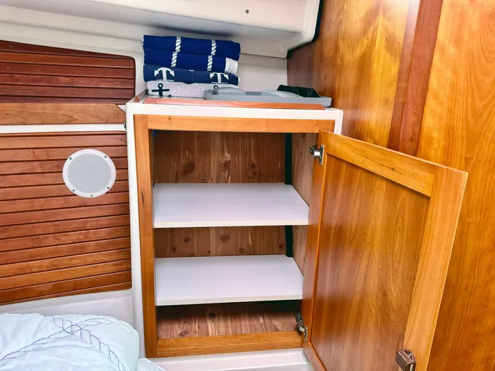 Escape Yacht Photos Pics 