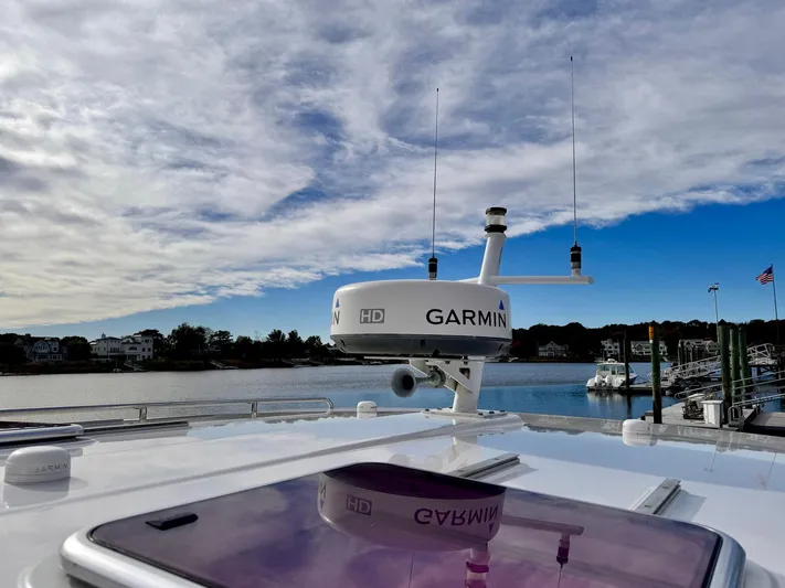 Escape Yacht Photos Pics 