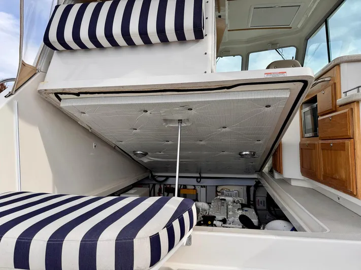 Escape Yacht Photos Pics 