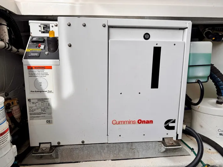 Escape Yacht Photos Pics 