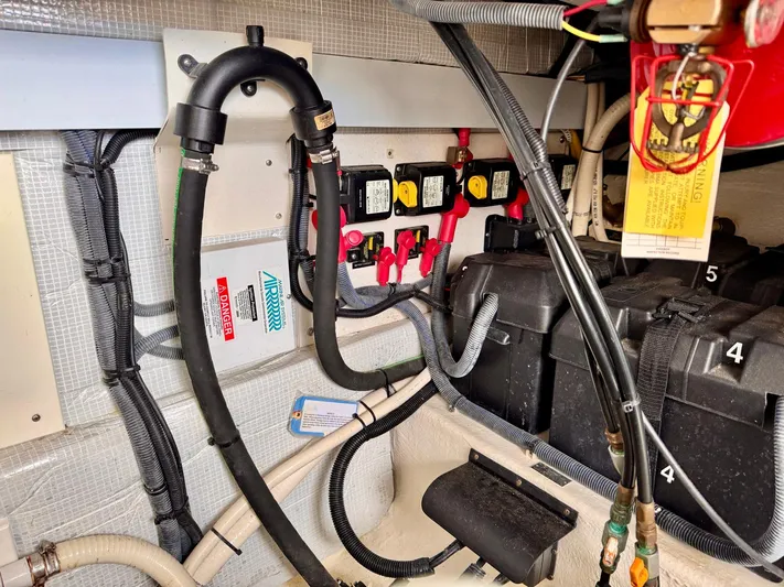 Escape Yacht Photos Pics 