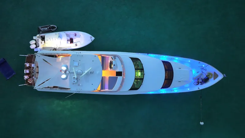 Fantasea Yacht Photos Pics 