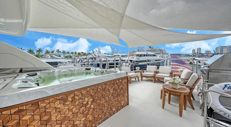 Fantasea Yacht Photos Pics 