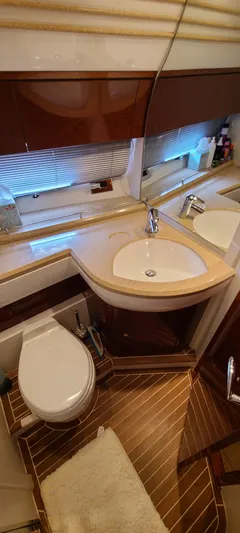 Off The Road Yacht Photos Pics Luxurious bathroom on a 2006 Viking Sport Cruisers 61 Flybridge yacht.