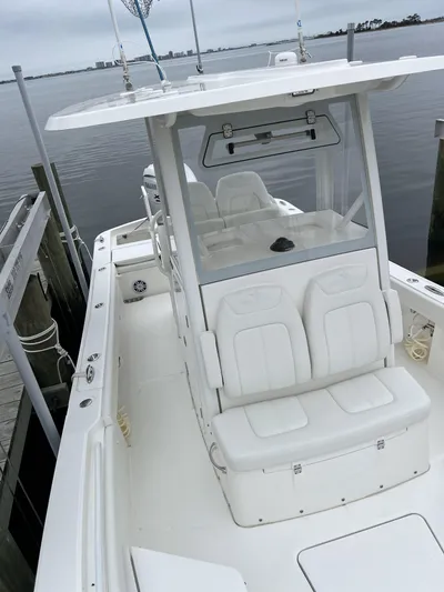 Better Than New!!! Yacht Photos Pics Bow 2