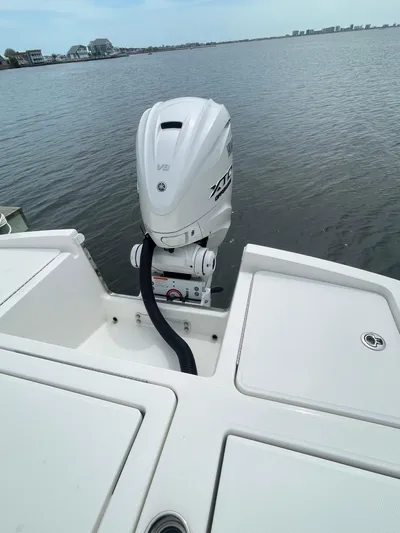 Better Than New!!! Yacht Photos Pics Looking Aft