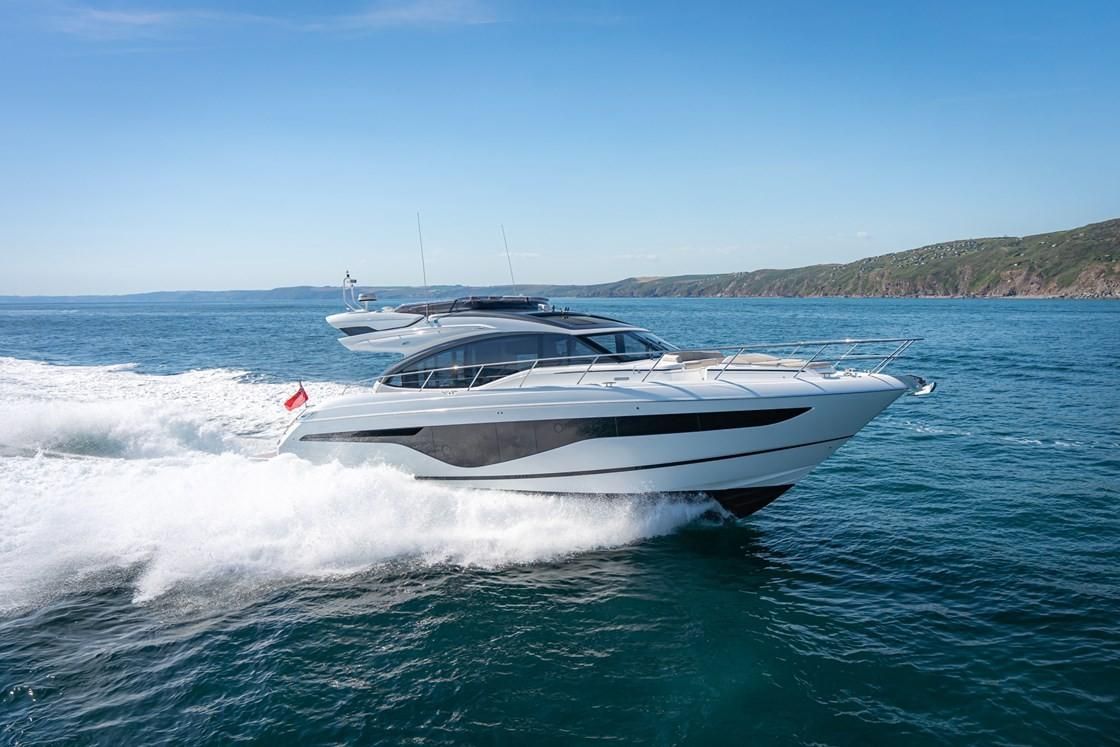 2021 Princess 62 