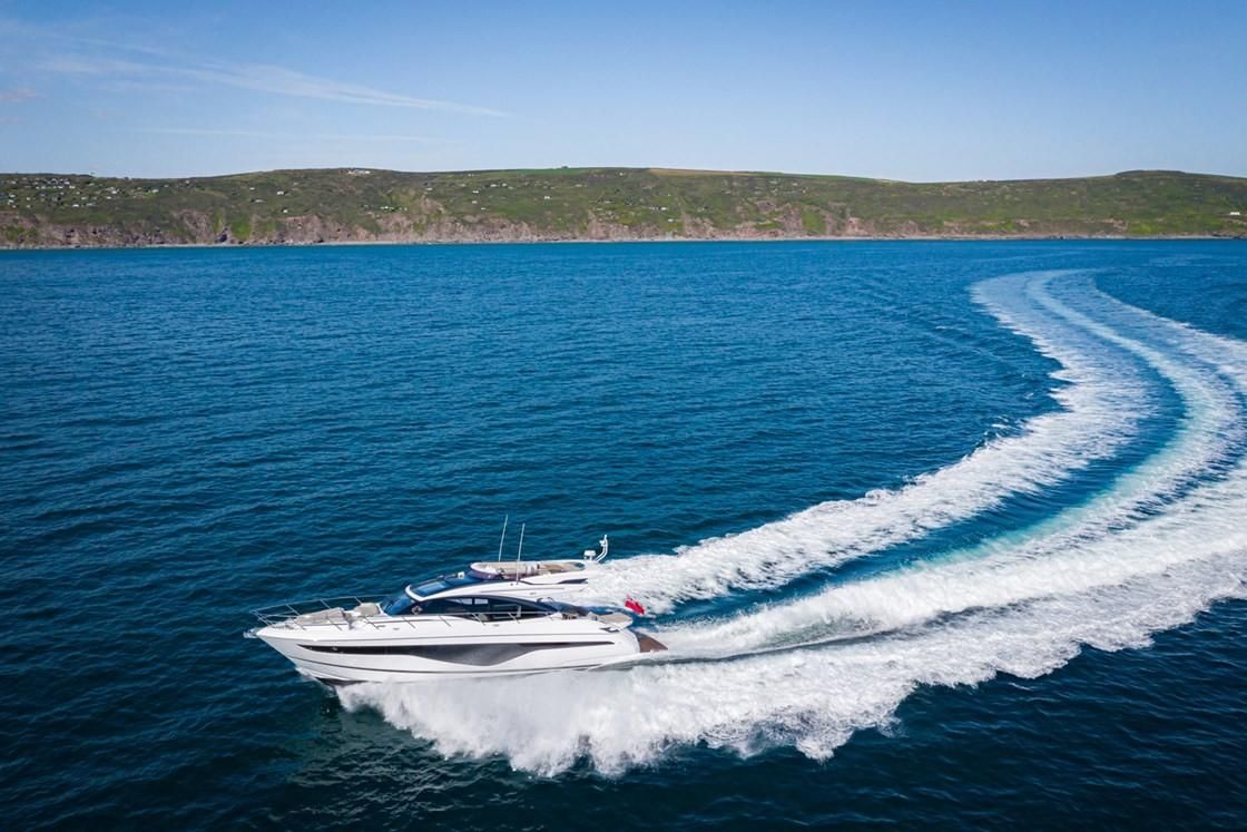2021 Princess 62 
