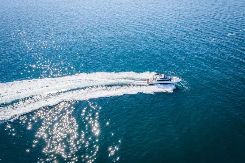  Yacht Photos Pics Manufacturer Provided Image