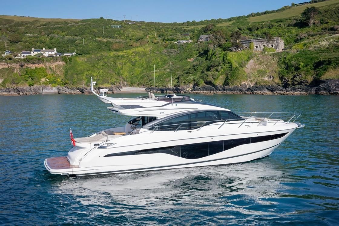 2021 Princess 62 