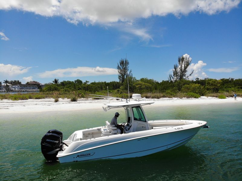 2012 Boston Whaler 280 Outrage