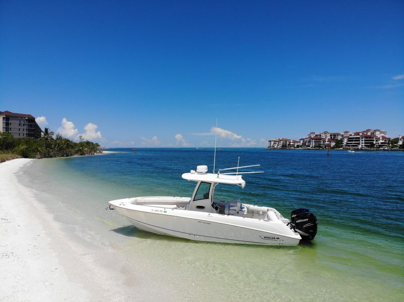 2012 Boston Whaler 280 Outrage