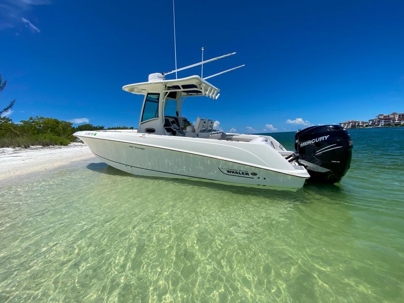 2012 Boston Whaler 280 Outrage