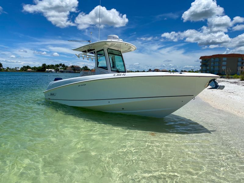 2012 Boston Whaler 280 Outrage