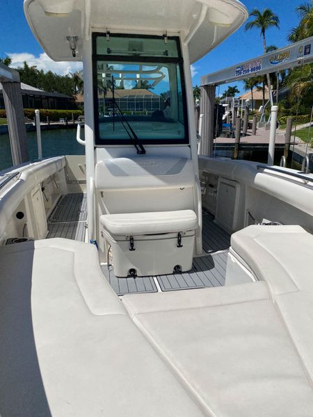 2012 Boston Whaler 280 Outrage