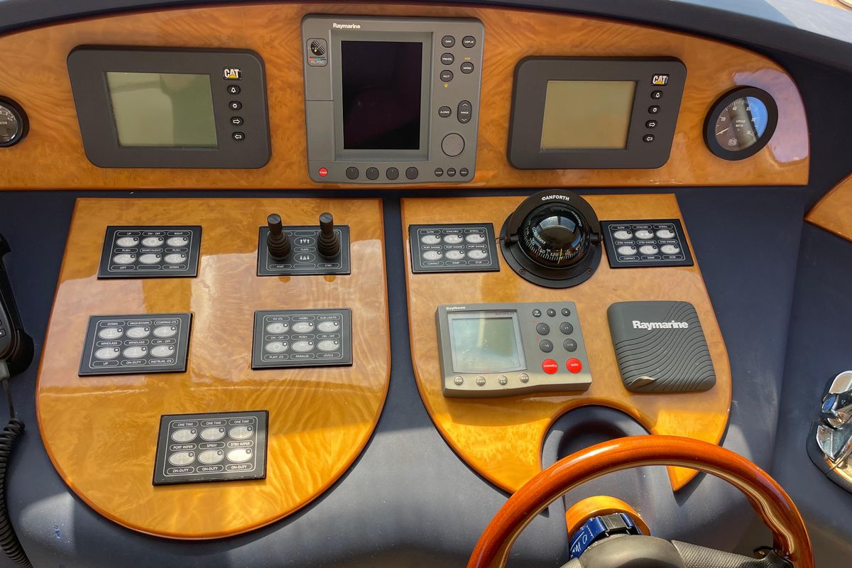 2004 Aicon 57 