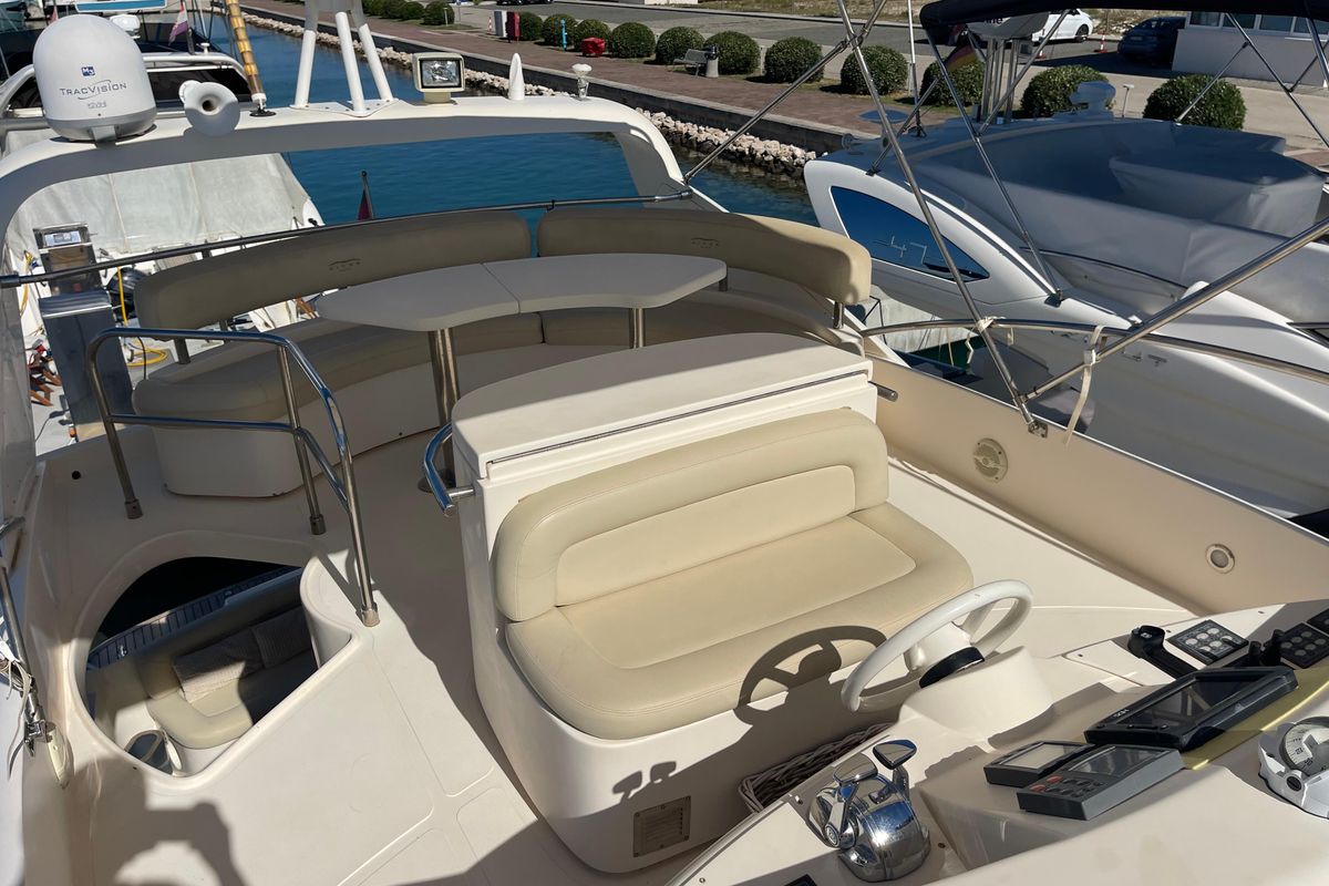 2004 Aicon 57 
