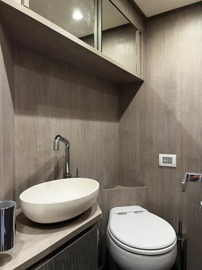 No Time To Die Yacht Photos Pics 