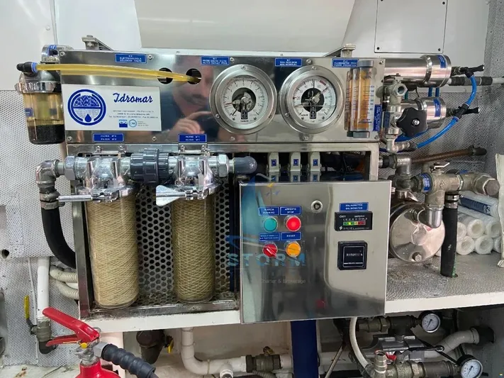  Yacht Photos Pics Water filtration system on a 2004 Leopard 26 Flybridge yacht, featuring gauges and control panel.